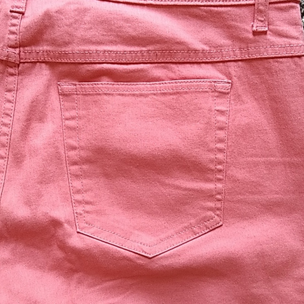 Riders Denim Stretch Coral Shorts - Picture 3 of 8